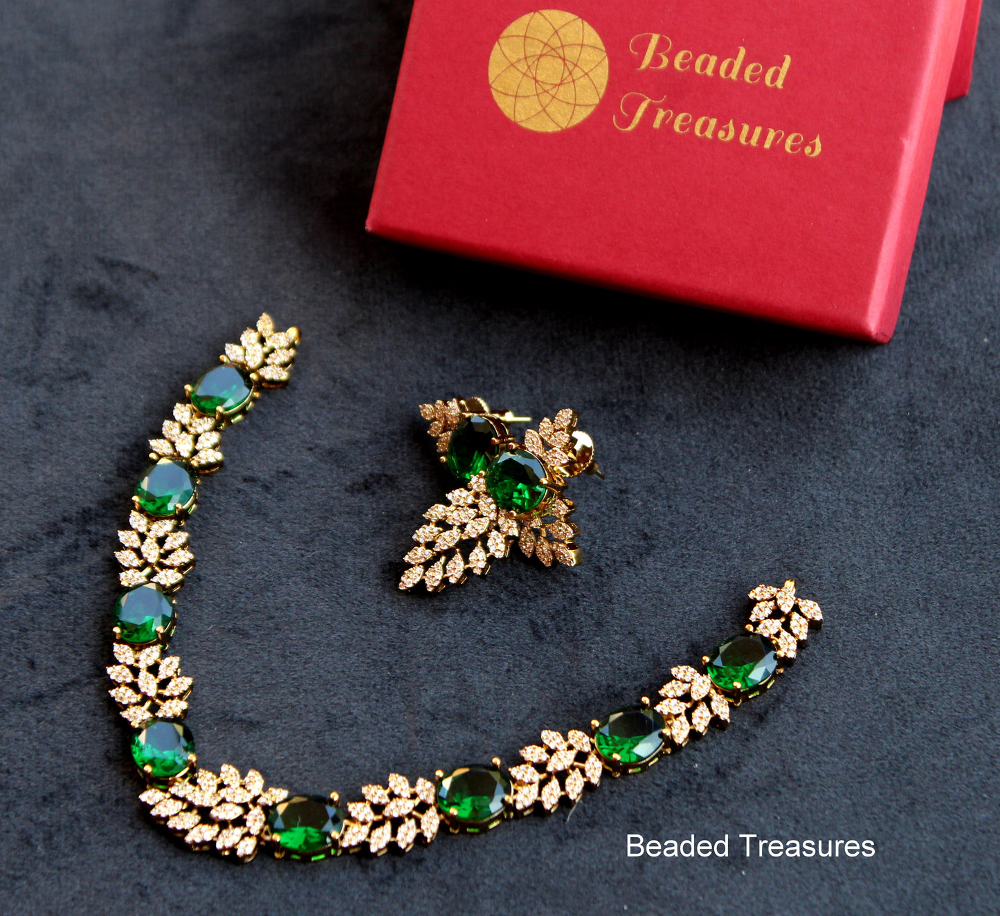 Emerald Lussie Victorian Jewellery Set - Beaded Treasures
