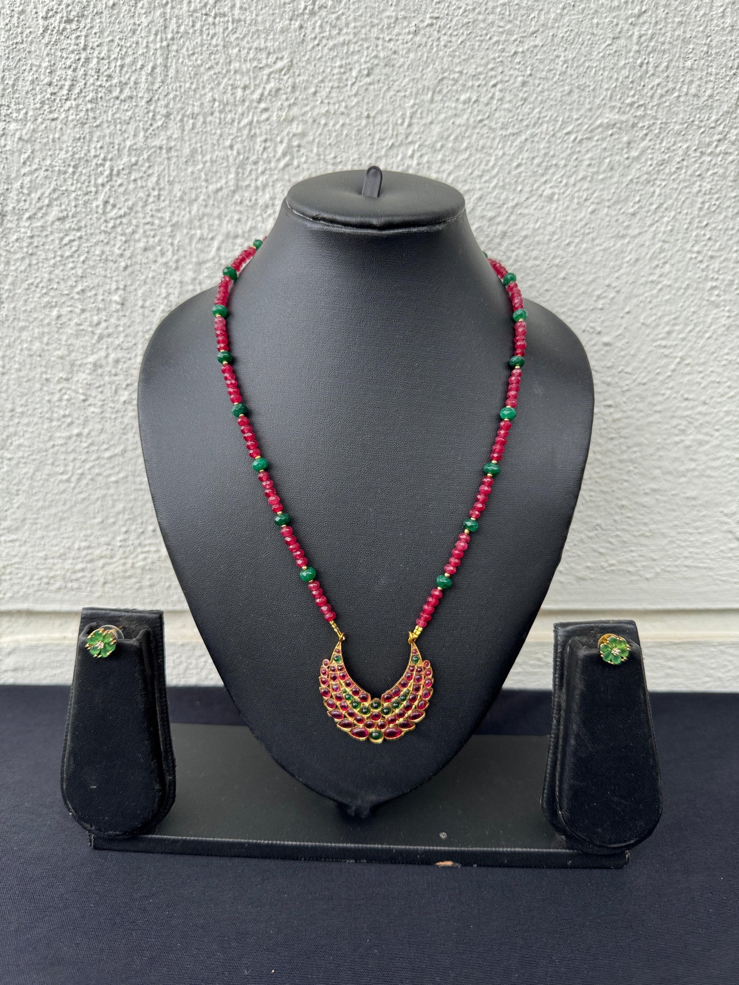 Handmade Kemp & Emerald Bead Necklace Set with Chandbali Pendant - Beaded Treasures